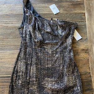 Astr | One Shoulder Gold Black Texture Dress